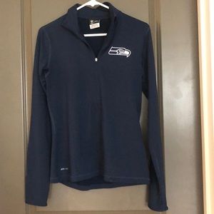 Nike medium pull over long sleeve shirt Seahawks